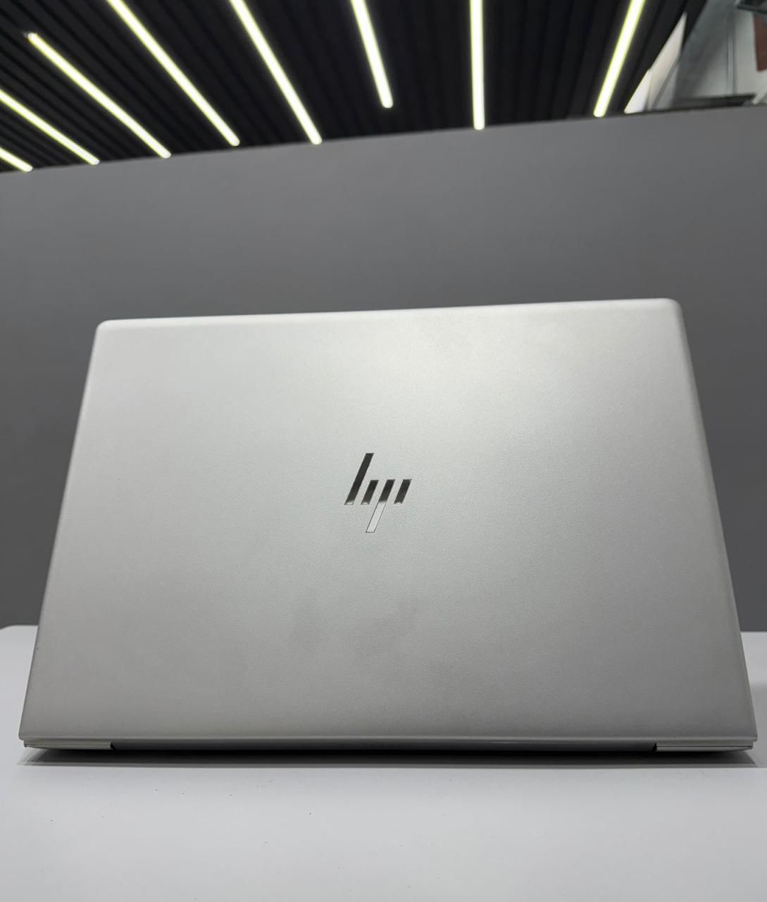 Refurbished Laptop Sale in Nehru Place